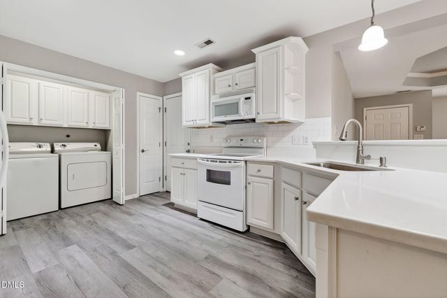 138 Glenalmond Court, Dunn, NC 28334