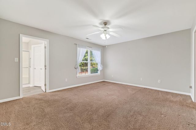 138 Glenalmond Court, Dunn, NC 28334