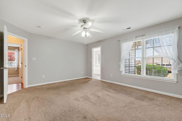 138 Glenalmond Court, Dunn, NC 28334