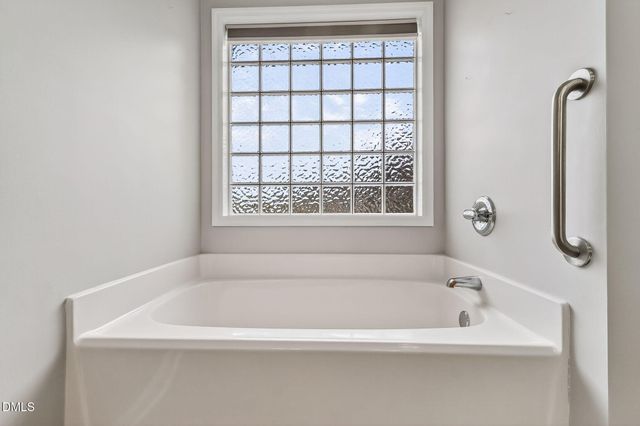 138 Glenalmond Court, Dunn, NC 28334