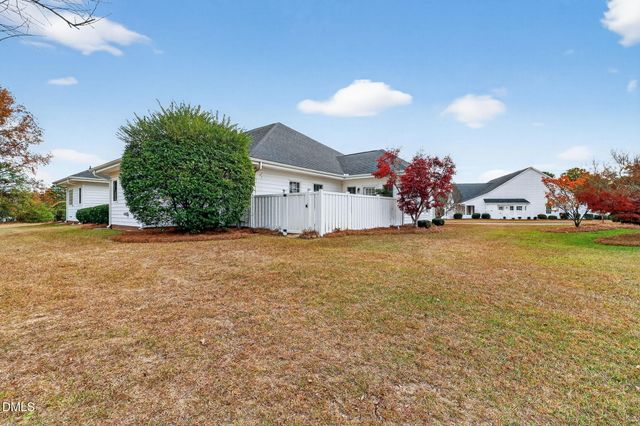138 Glenalmond Court, Dunn, NC 28334