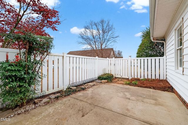 138 Glenalmond Court, Dunn, NC 28334