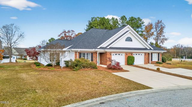 138 Glenalmond Court, Dunn, NC 28334