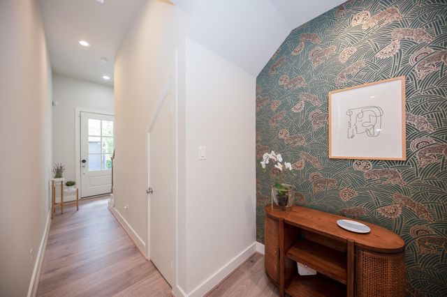 5209 Allen Street C, Houston, TX 77007