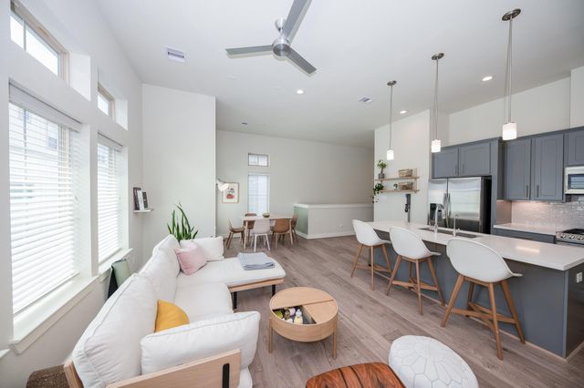 5209 Allen Street C, Houston, TX 77007