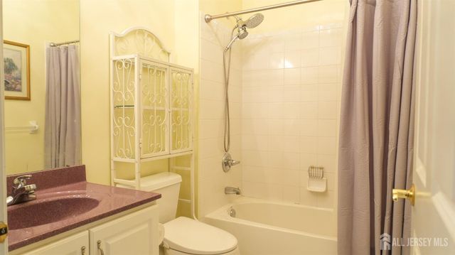 1 Belmont Court, Freehold, NJ 07728