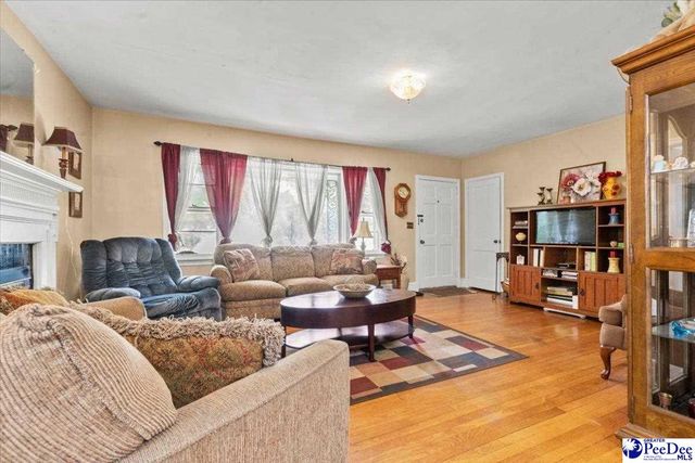 204 Gandy Dr, Hartsville, SC 29550