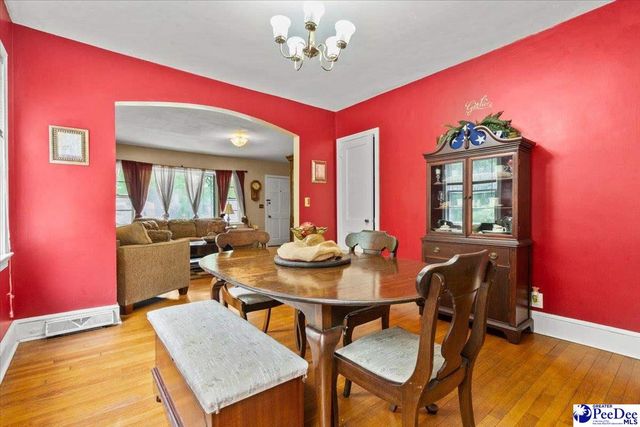 204 Gandy Dr, Hartsville, SC 29550
