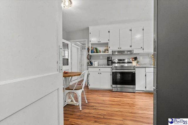 204 Gandy Dr, Hartsville, SC 29550