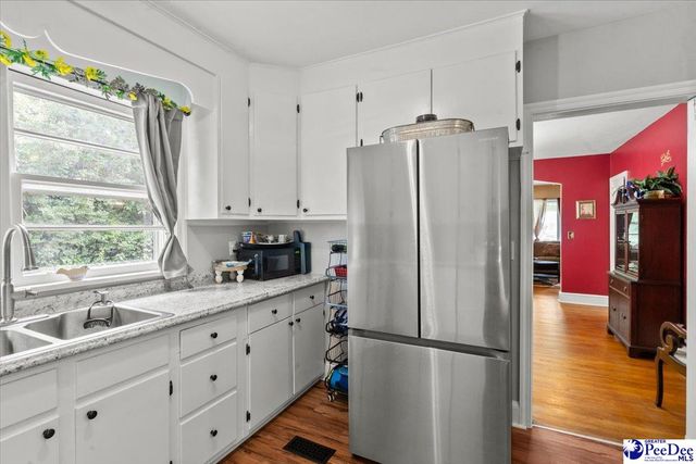 204 Gandy Dr, Hartsville, SC 29550