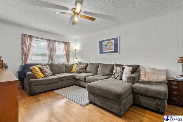204 Gandy Dr, Hartsville, SC 29550