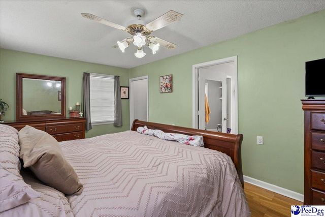 204 Gandy Dr, Hartsville, SC 29550