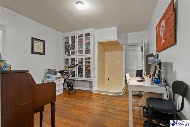 204 Gandy Dr, Hartsville, SC 29550