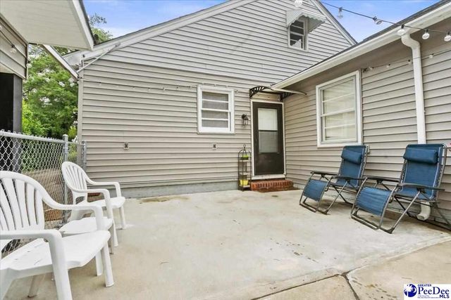 204 Gandy Dr, Hartsville, SC 29550