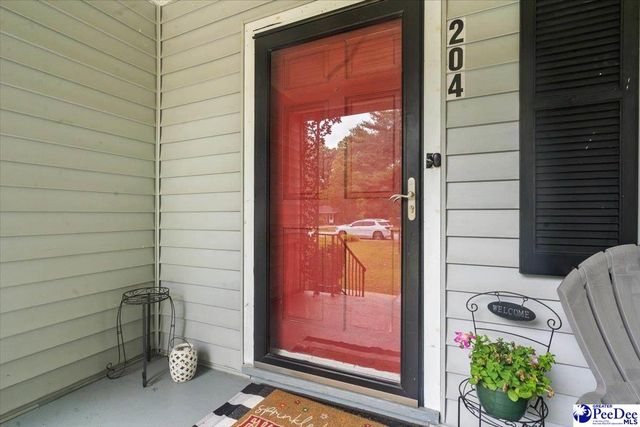 204 Gandy Dr, Hartsville, SC 29550