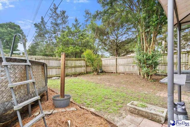 204 Gandy Dr, Hartsville, SC 29550