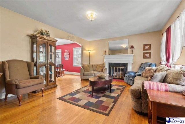 204 Gandy Dr, Hartsville, SC 29550