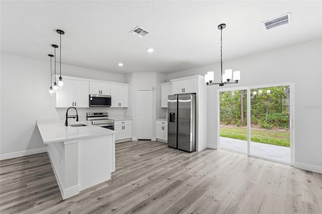 10708 N CALDERA AVENUE, Dunnellon, FL 34433