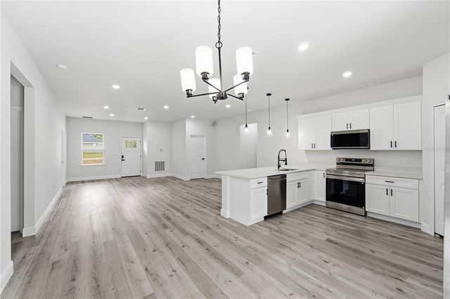 10708 N CALDERA AVENUE, Dunnellon, FL 34433