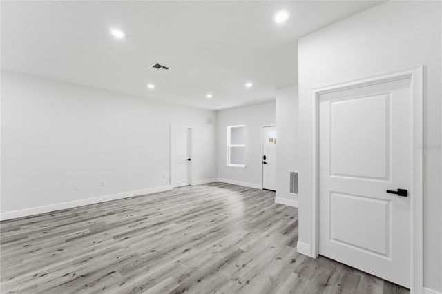 10708 N CALDERA AVENUE, Dunnellon, FL 34433
