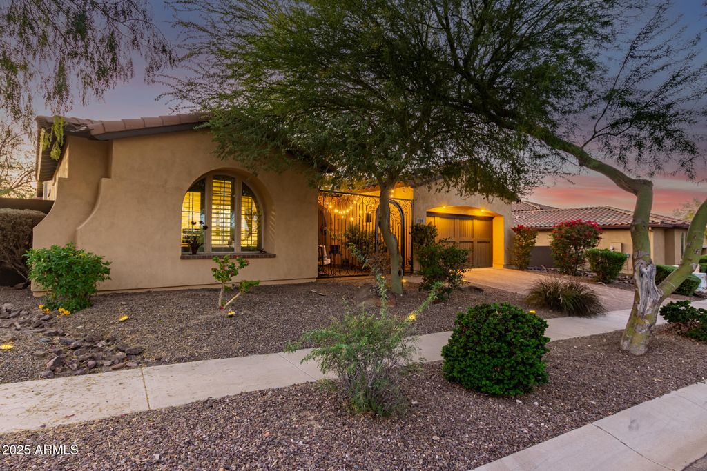 9108 S 15TH Way, Phoenix, AZ 85042 — photo 2