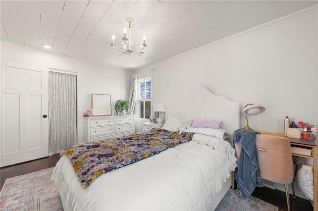 4070 SW Lido Drive, Lee's Summit, MO 64082