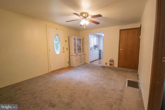 330 BRICK RD, Oxford, PA 19363