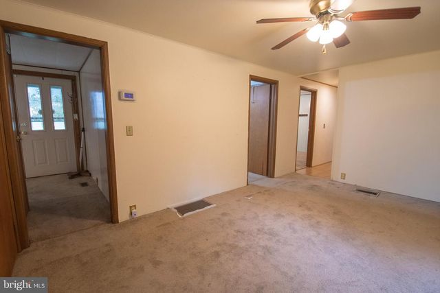330 BRICK RD, Oxford, PA 19363