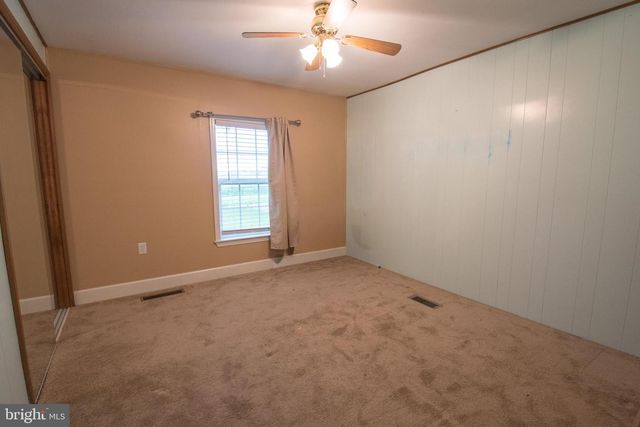 330 BRICK RD, Oxford, PA 19363