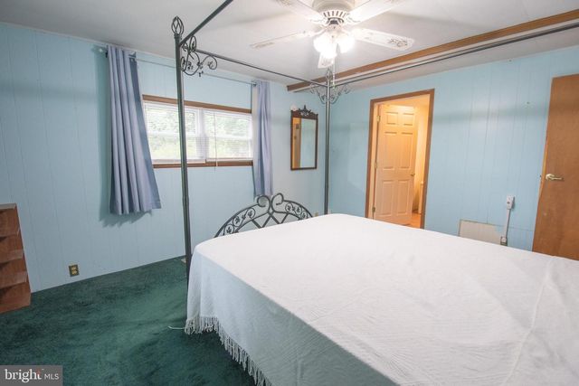330 BRICK RD, Oxford, PA 19363