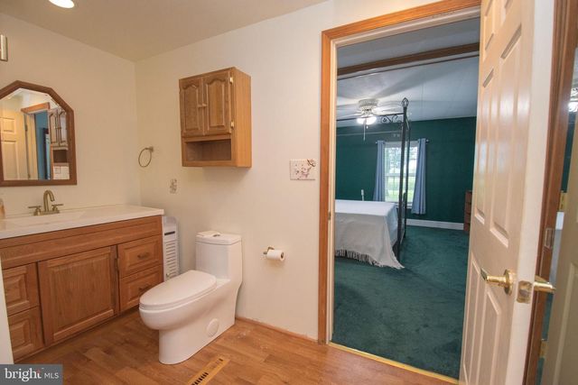 330 BRICK RD, Oxford, PA 19363