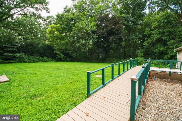 330 BRICK RD, Oxford, PA 19363