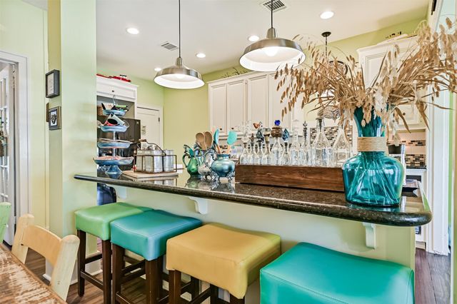 3927 Bernardo De Galvez Avenue, Galveston, TX 77550