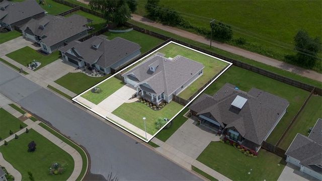 730 Macdonald Drive, Pea Ridge, AR 72751