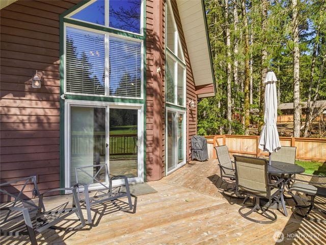 361 N Duckabush Drive E, Hoodsport, WA 98548