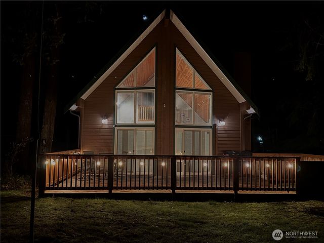 361 N Duckabush Drive E, Hoodsport, WA 98548