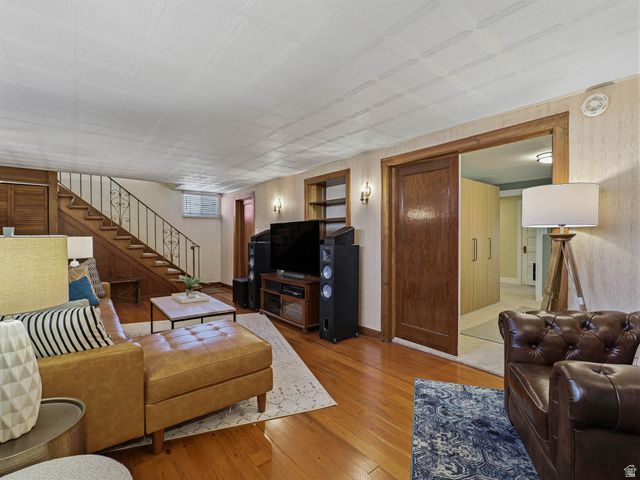 2010 E 2100 S, Salt Lake City, UT 84109