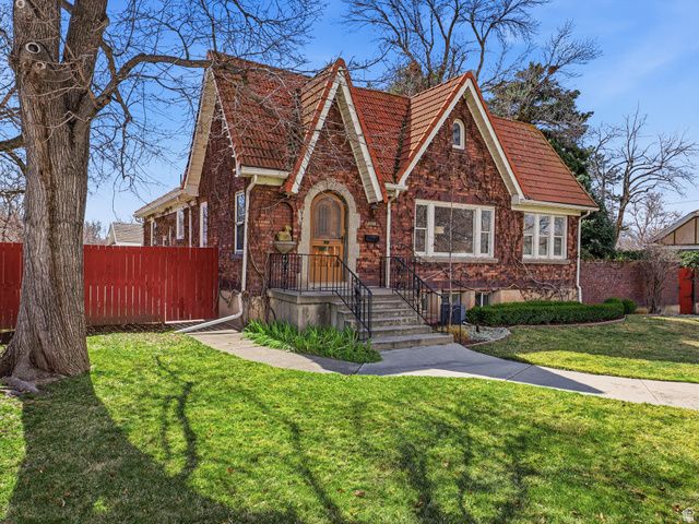 2010 E 2100 S, Salt Lake City, UT 84109