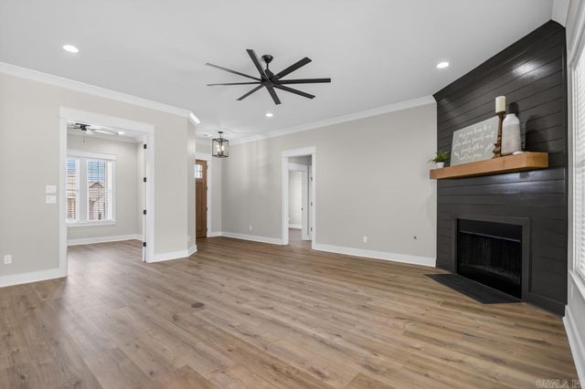 557 Valley Oak Drive, Sherwood, AR 72120