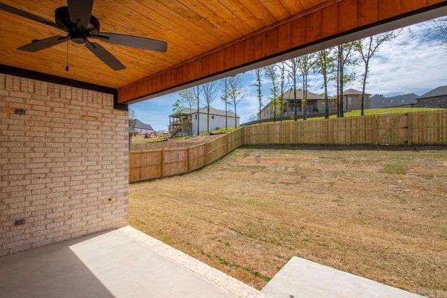 557 Valley Oak Drive, Sherwood, AR 72120