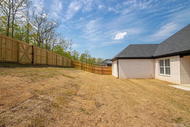 557 Valley Oak Drive, Sherwood, AR 72120