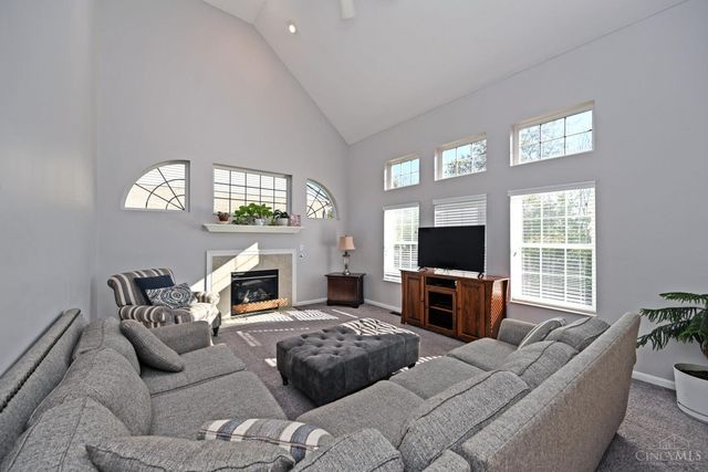 2075 Ross Estates Drive, Ross Twp, OH 45013