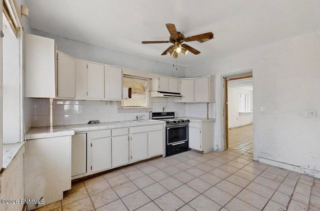 446 S San Pedro Street, Las Cruces, NM 88001