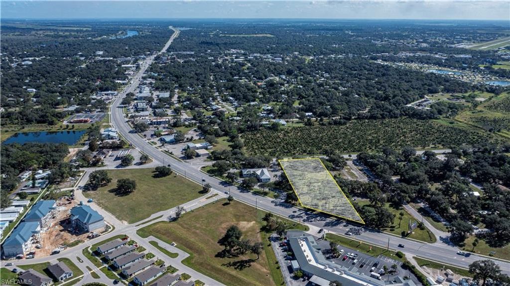 891 W Hickpochee AVE, LABELLE, FL 33935 — photo 3