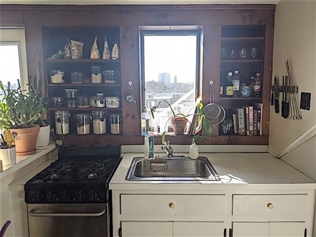 58 Atherton St 3, Somerville, MA 02143