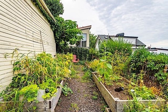 58 Atherton St 3, Somerville, MA 02143