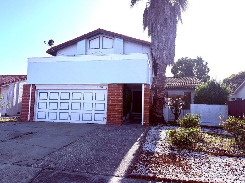 27949 Emerson Avenue, Hayward, CA 94545