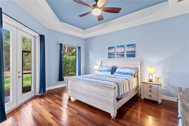 5019 Fairhaven LN, Naples, FL 34109