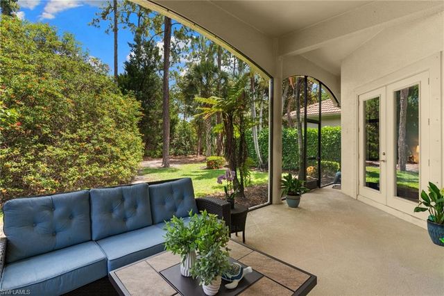 5019 Fairhaven LN, Naples, FL 34109