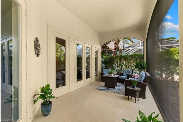 5019 Fairhaven LN, Naples, FL 34109